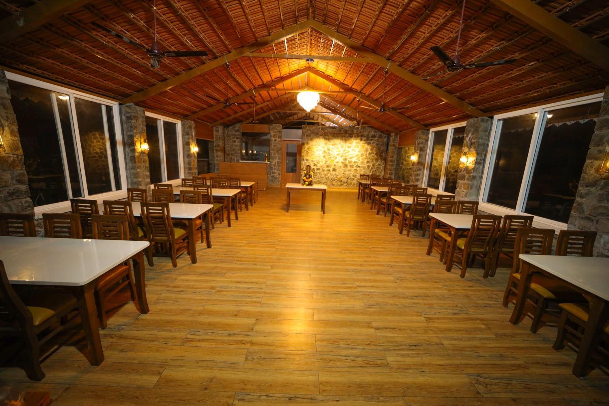 Eshi Resorts And Restaurant - Bhimashankars Jungle Luxury Resort Taleghar المظهر الخارجي الصورة